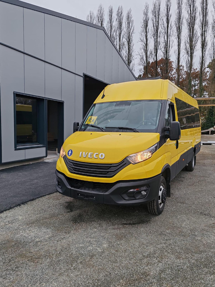 5 MINIBUS IVECO DAILY NEUF ET NON IMMATRICULE - Minibus, Passenger van: picture 5 5 MINIBUS IVECO DAILY NEUF ET NON IMMATRICULE - Minibus, Passenger van: picture 5