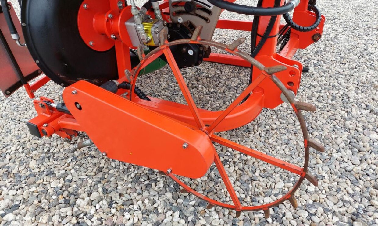 Thyregod TRV 12 med frø-/gødning-udstyr - Agricultural machinery: picture 5 Thyregod TRV 12 med frø-/gødning-udstyr - Agricultural machinery: picture 5