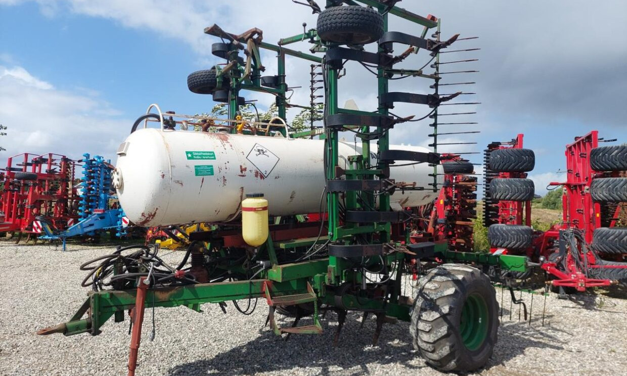 Agrodan Nedfælder 25 tands m/tank - Fertilizing equipment: picture 3 Agrodan Nedfælder 25 tands m/tank - Fertilizing equipment: picture 3