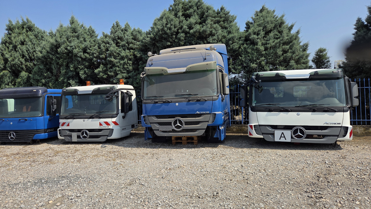 MERCEDES-BENZ ACTROS MP1-MP2-MP3 - Cab: picture 2 MERCEDES-BENZ ACTROS MP1-MP2-MP3 - Cab: picture 2