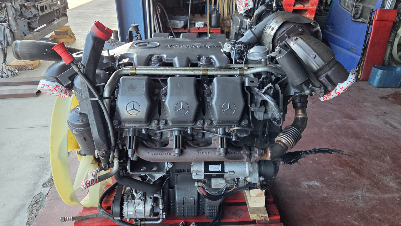 MERCEDES-BENZ ACTROS MP3 OM 501 LA EURO 5 - Engine: picture 2 MERCEDES-BENZ ACTROS MP3 OM 501 LA EURO 5 - Engine: picture 2