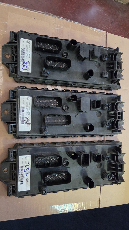 MERCEDES-BENZ CONTROL UNIT SAM ELECTRICAL - ECU: picture 2 MERCEDES-BENZ CONTROL UNIT SAM ELECTRICAL - ECU: picture 2