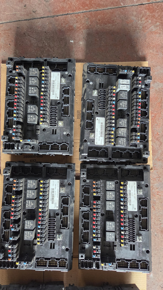 Dashboard for Truck MERCEDES-BENZ Mercedes-Benz ACTROS ATEGO MP4 EURO 6: picture 10 Dashboard for Truck MERCEDES-BENZ Mercedes-Benz ACTROS ATEGO MP4 EURO 6: picture 10