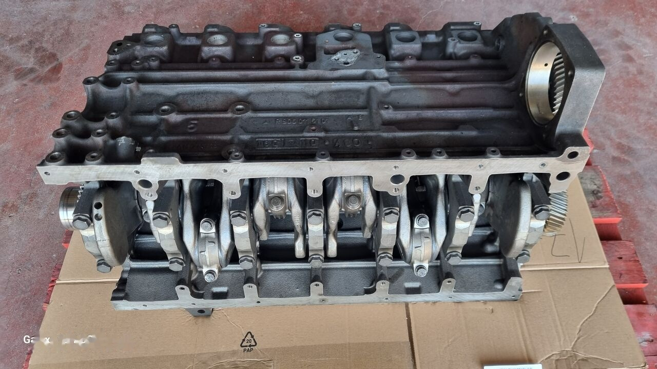 Mercedes-Benz SORT BLOCK OM 926 LA EURO 5,5 R9060115101 Mercedes-Benz AXOR - Cylinder block for Truck: picture 3 Mercedes-Benz SORT BLOCK OM 926 LA EURO 5,5 R9060115101 Mercedes-Benz AXOR - Cylinder block for Truck: picture 3