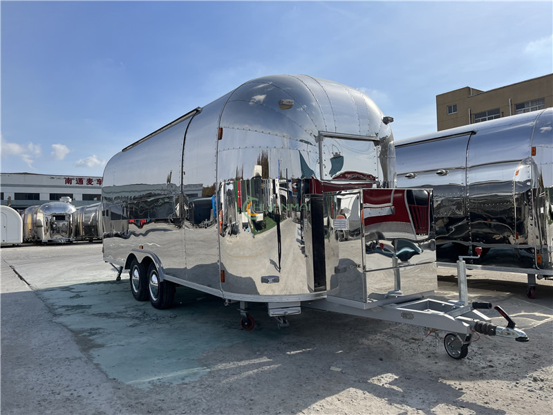 Catering Trailer Catering Van, Burger Van, Food Truck - Vending trailer: picture 2 Catering Trailer Catering Van, Burger Van, Food Truck - Vending trailer: picture 2