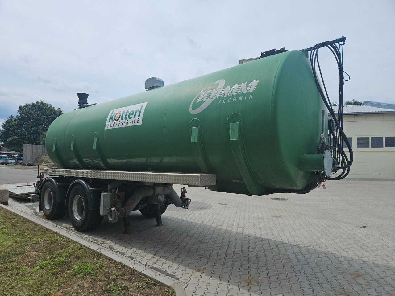 Kumm KTD 28 Güllefaß - Tank semi-trailer: picture 1 Kumm KTD 28 Güllefaß - Tank semi-trailer: picture 1