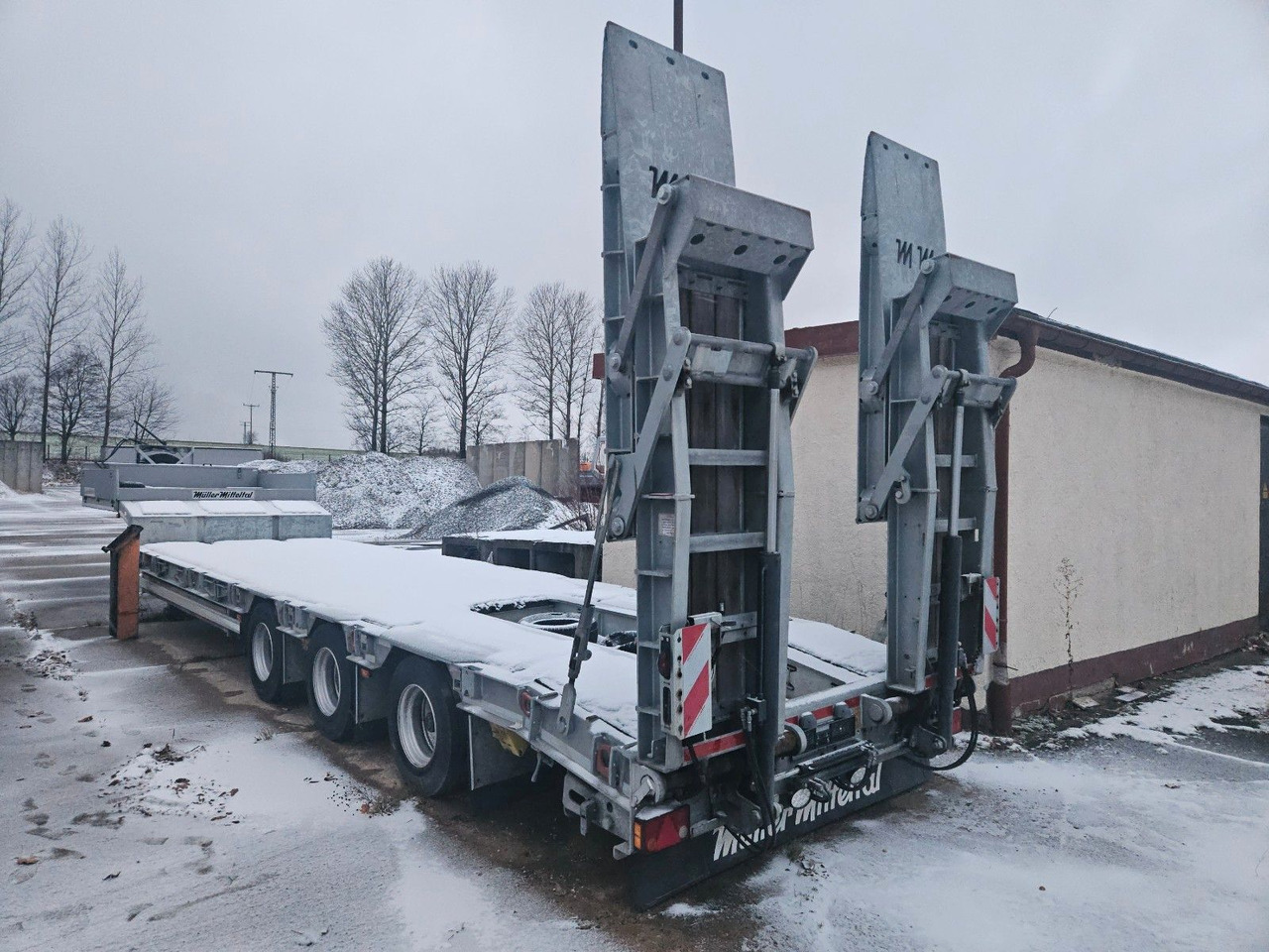 Müller-Mitteltal TS 3 Tieflader nur ca. 6.000km gefahren 42t - Low loader semi-trailer: picture 2 Müller-Mitteltal TS 3 Tieflader nur ca. 6.000km gefahren 42t - Low loader semi-trailer: picture 2