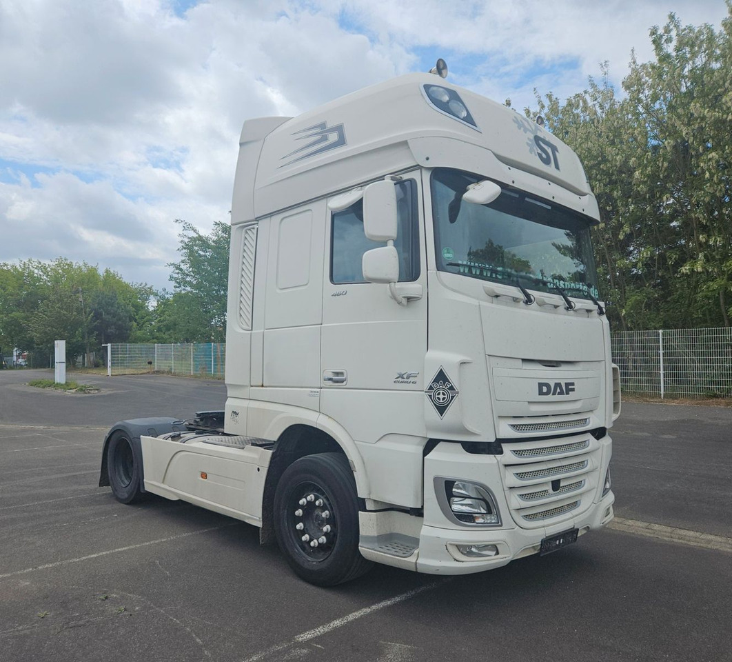 DAF XF 460 SSC SuperSpaceCab Retarder - Tractor unit: picture 2 DAF XF 460 SSC SuperSpaceCab Retarder - Tractor unit: picture 2