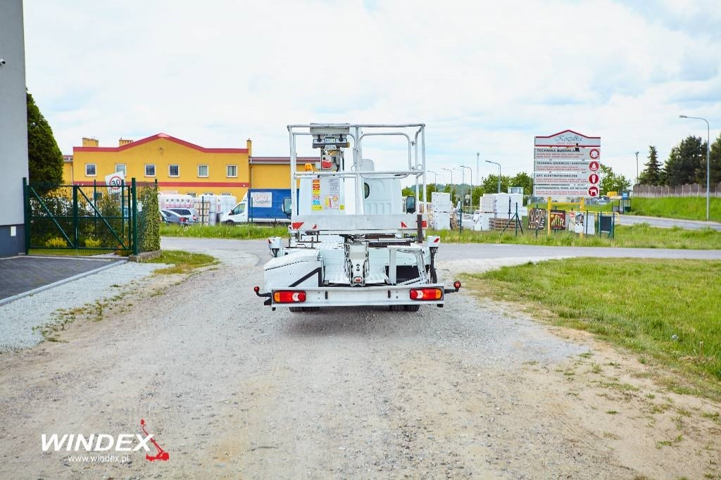 CMC PLA 250 - Truck mounted aerial platform: picture 4 CMC PLA 250 - Truck mounted aerial platform: picture 4