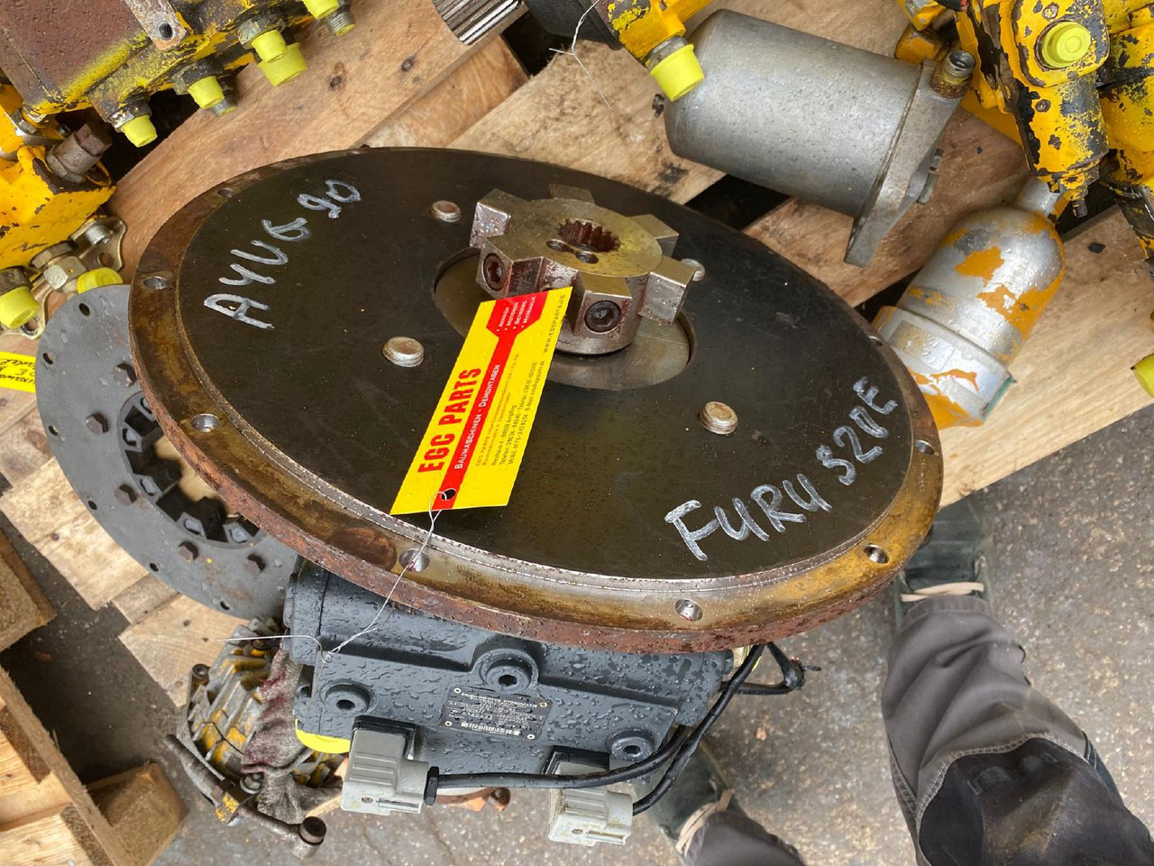 Hydromatik A4VG 90 aus Furukawa 320 E - Hydraulic pump for Construction machinery: picture 4 Hydromatik A4VG 90 aus Furukawa 320 E - Hydraulic pump for Construction machinery: picture 4