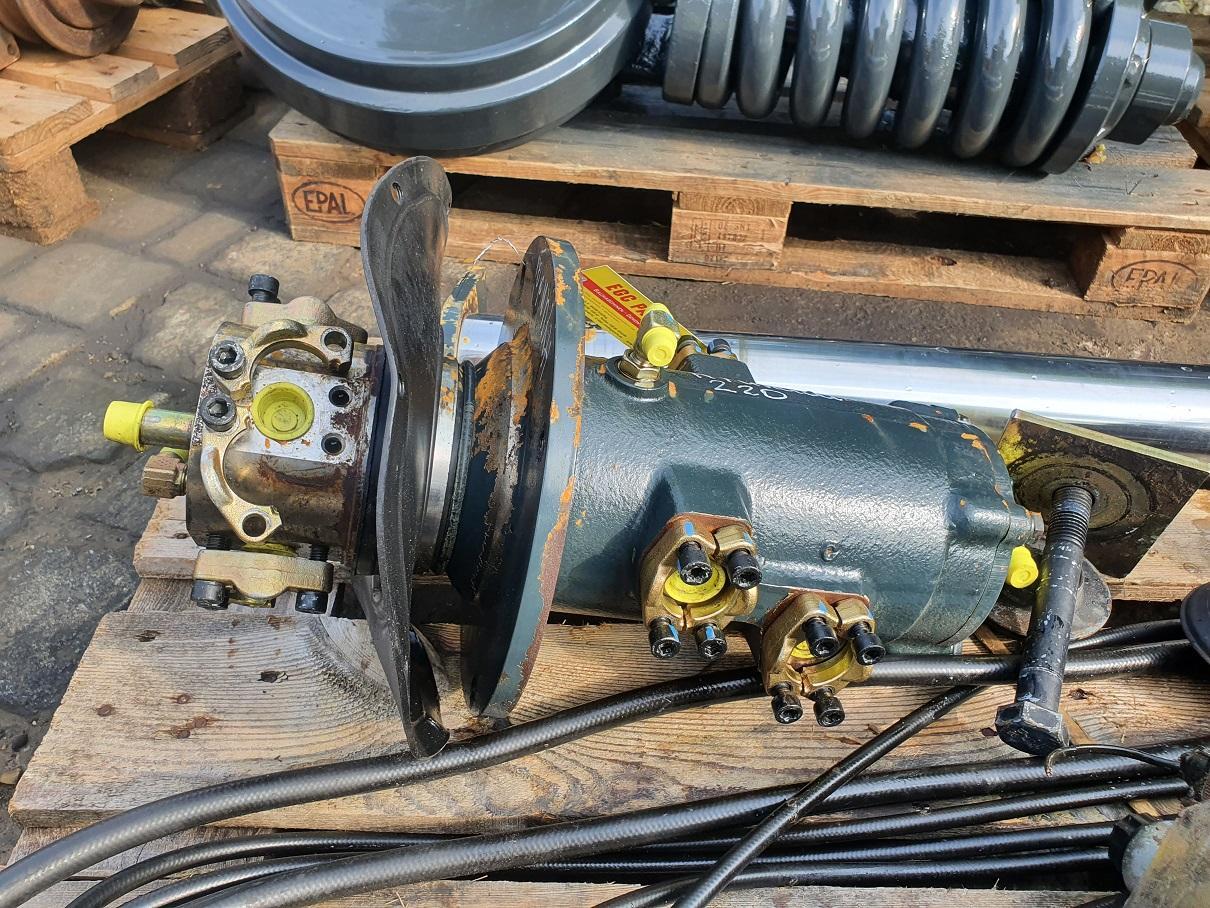 Hyundai Robex 220 LC 9A - Hydraulics for Construction machinery: picture 1 Hyundai Robex 220 LC 9A - Hydraulics for Construction machinery: picture 1