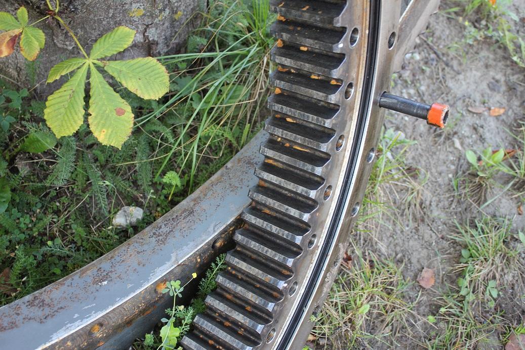 Komatsu PW 95 - Slewing ring for Construction machinery: picture 5 Komatsu PW 95 - Slewing ring for Construction machinery: picture 5