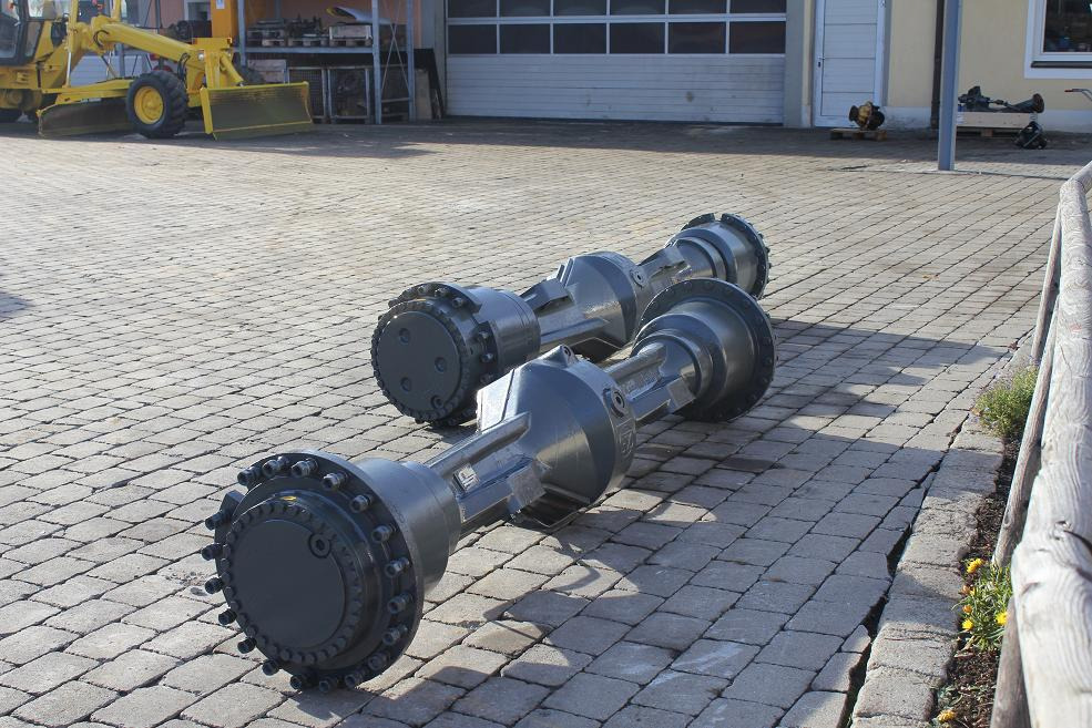 Axle and parts for Construction machinery Liebherr LH 551 Achse 411/LK: picture 11