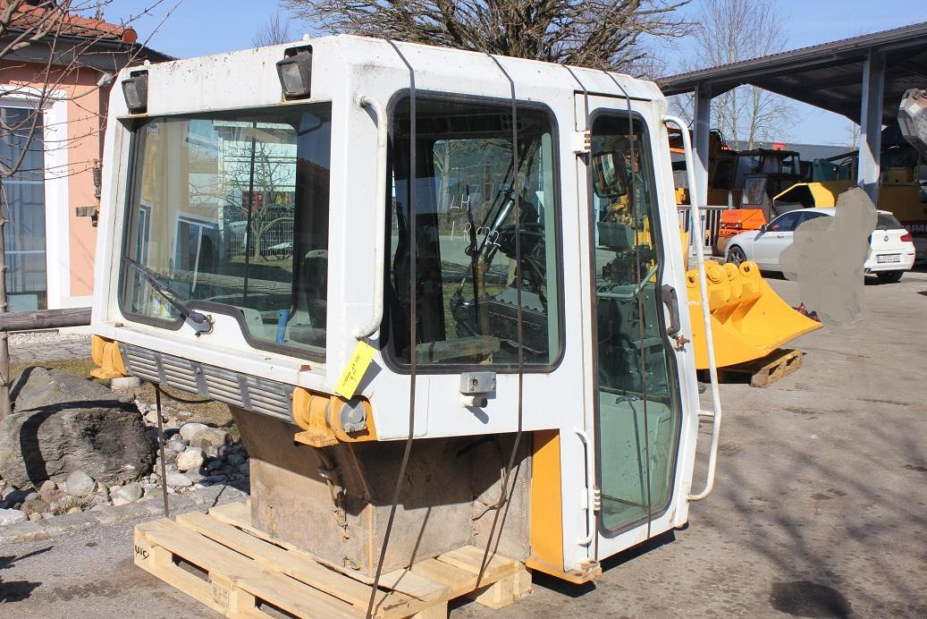 Liebherr LR 622 - Cab for Construction machinery: picture 2 Liebherr LR 622 - Cab for Construction machinery: picture 2
