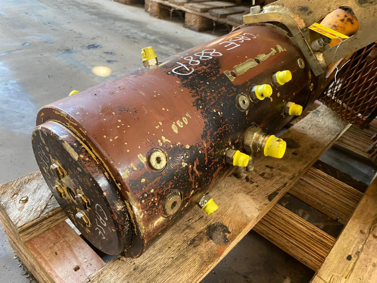 Case 888 P - Spare parts for Construction machinery: picture 4 Case 888 P - Spare parts for Construction machinery: picture 4