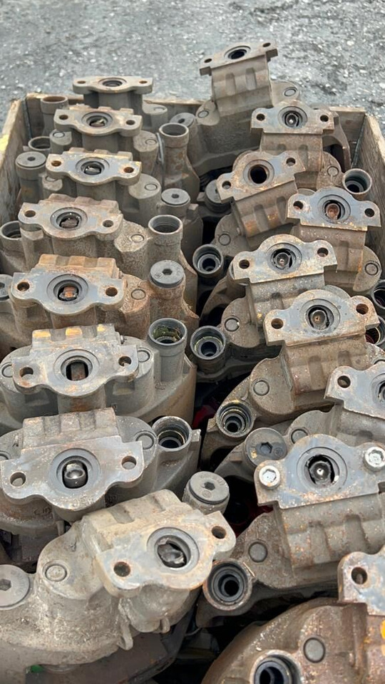 DAF SN7 / SB7 XF CF 105, 95, 106 SN7205 / SN7114 - Brake caliper for Truck: picture 4 DAF SN7 / SB7 XF CF 105, 95, 106 SN7205 / SN7114 - Brake caliper for Truck: picture 4