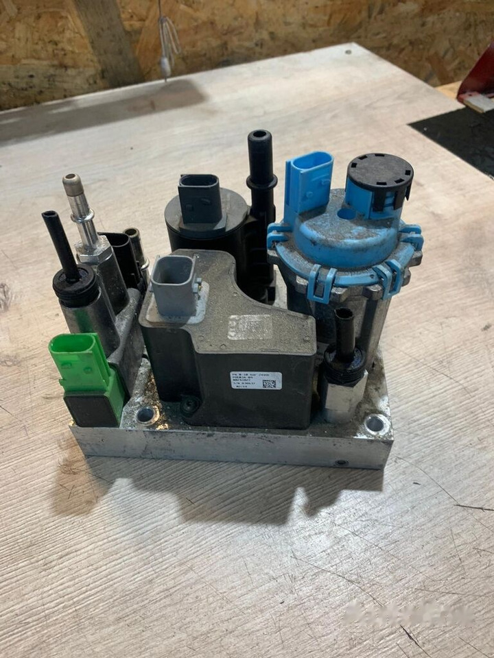 Euro 6 Volvo 23387854 do regeneracji 24V 23387854 - Exhaust system for Truck: picture 1 Euro 6 Volvo 23387854 do regeneracji 24V 23387854 - Exhaust system for Truck: picture 1