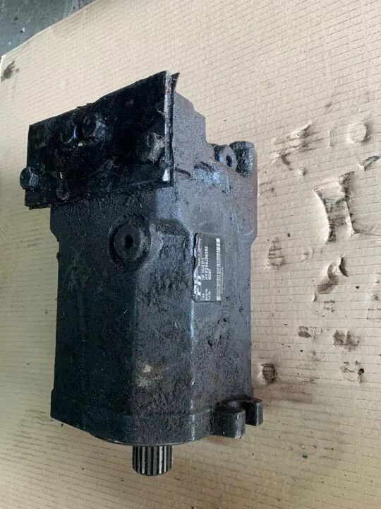 Linde Hmf 105 MAN B03341F   truck - Hydraulic pump for Truck: picture 1 Linde Hmf 105 MAN B03341F   truck - Hydraulic pump for Truck: picture 1