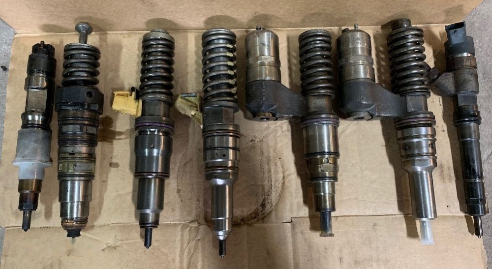 MAN HURT 0445120162 - Injector for Truck: picture 1 MAN HURT 0445120162 - Injector for Truck: picture 1