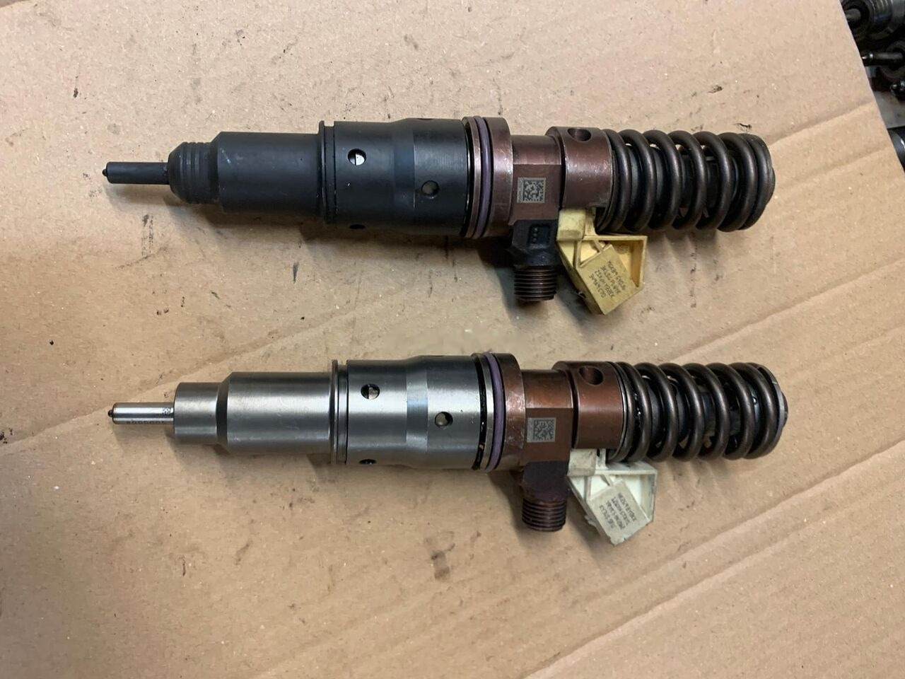 Pompo Volvo FM 4 do regeneracji 22282198 - Injector for Truck: picture 1 Pompo Volvo FM 4 do regeneracji 22282198 - Injector for Truck: picture 1