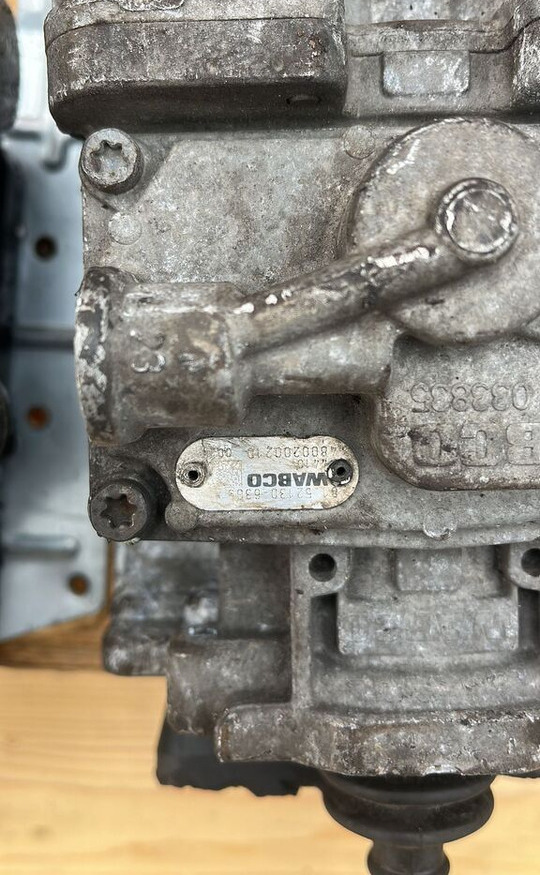 WABCO 4800200020 MAN TGL TGM truck - Brake valve for Truck: picture 2 WABCO 4800200020 MAN TGL TGM truck - Brake valve for Truck: picture 2