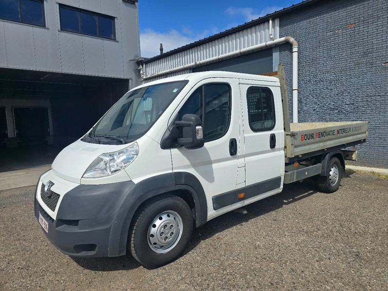 Peugeot Boxer 3.0 7 seats - Flatbed van, Combi van: picture 2 Peugeot Boxer 3.0 7 seats - Flatbed van, Combi van: picture 2