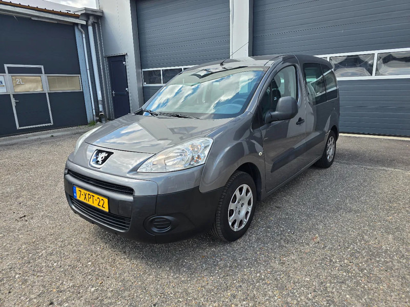 Peugeot Partner 1.6 benzine - Car: picture 1 Peugeot Partner 1.6 benzine - Car: picture 1