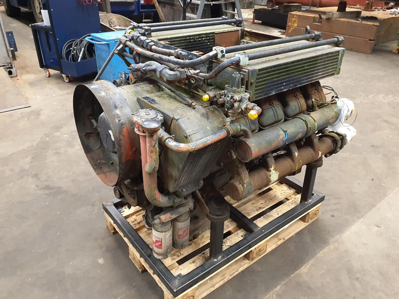 Deutz 35 GMT engine Deutz F8L413 F - Engine for Crane: picture 4 Deutz 35 GMT engine Deutz F8L413 F - Engine for Crane: picture 4