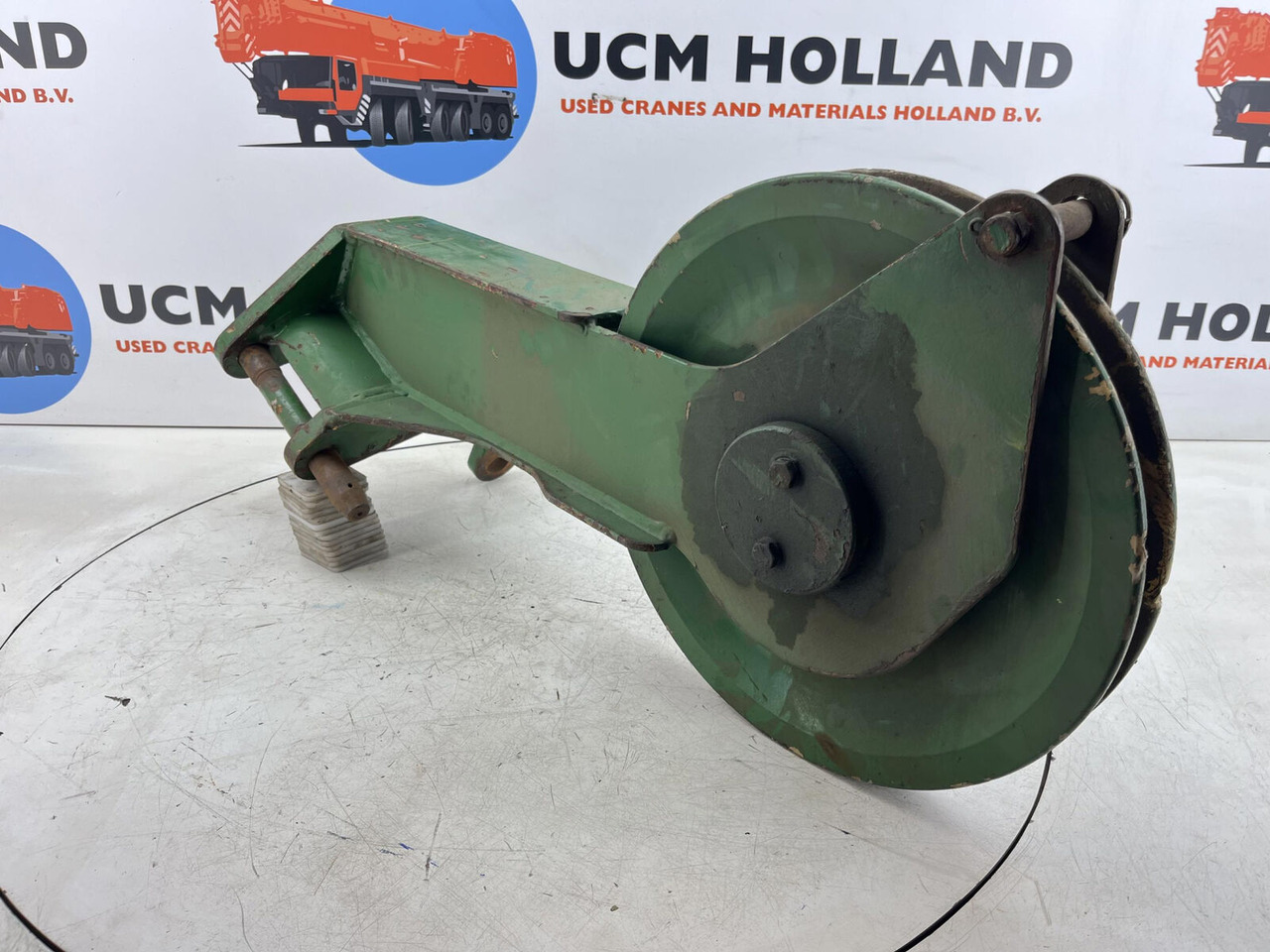 Grove GMK 3050 SHEAVE HEAD - Boom: picture 1 Grove GMK 3050 SHEAVE HEAD - Boom: picture 1