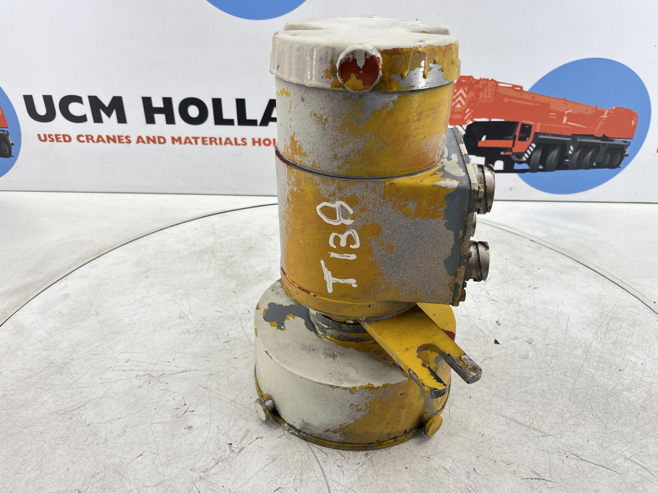 Grove GMK 3050 electric swivel - Hydraulics for Mobile crane: picture 4 Grove GMK 3050 electric swivel - Hydraulics for Mobile crane: picture 4