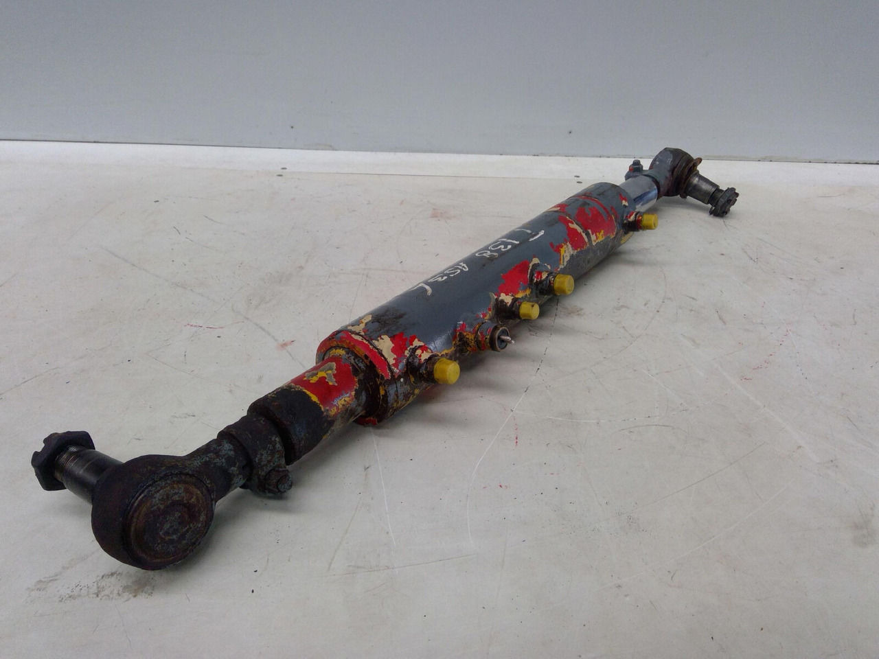 Grove GMK 3050 steering cylinder - Hydraulic cylinder for Mobile crane: picture 4 Grove GMK 3050 steering cylinder - Hydraulic cylinder for Mobile crane: picture 4