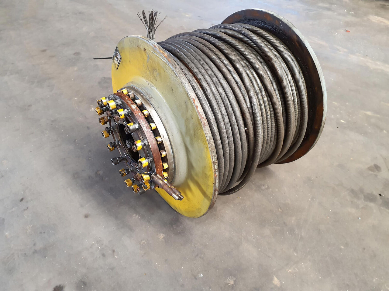 Grove GMK 3050 winch complete with brake - Winch for Mobile crane: picture 2 Grove GMK 3050 winch complete with brake - Winch for Mobile crane: picture 2