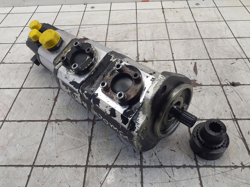 Grove GMK 3055 steering pump - Hydraulic pump for Crane: picture 4 Grove GMK 3055 steering pump - Hydraulic pump for Crane: picture 4