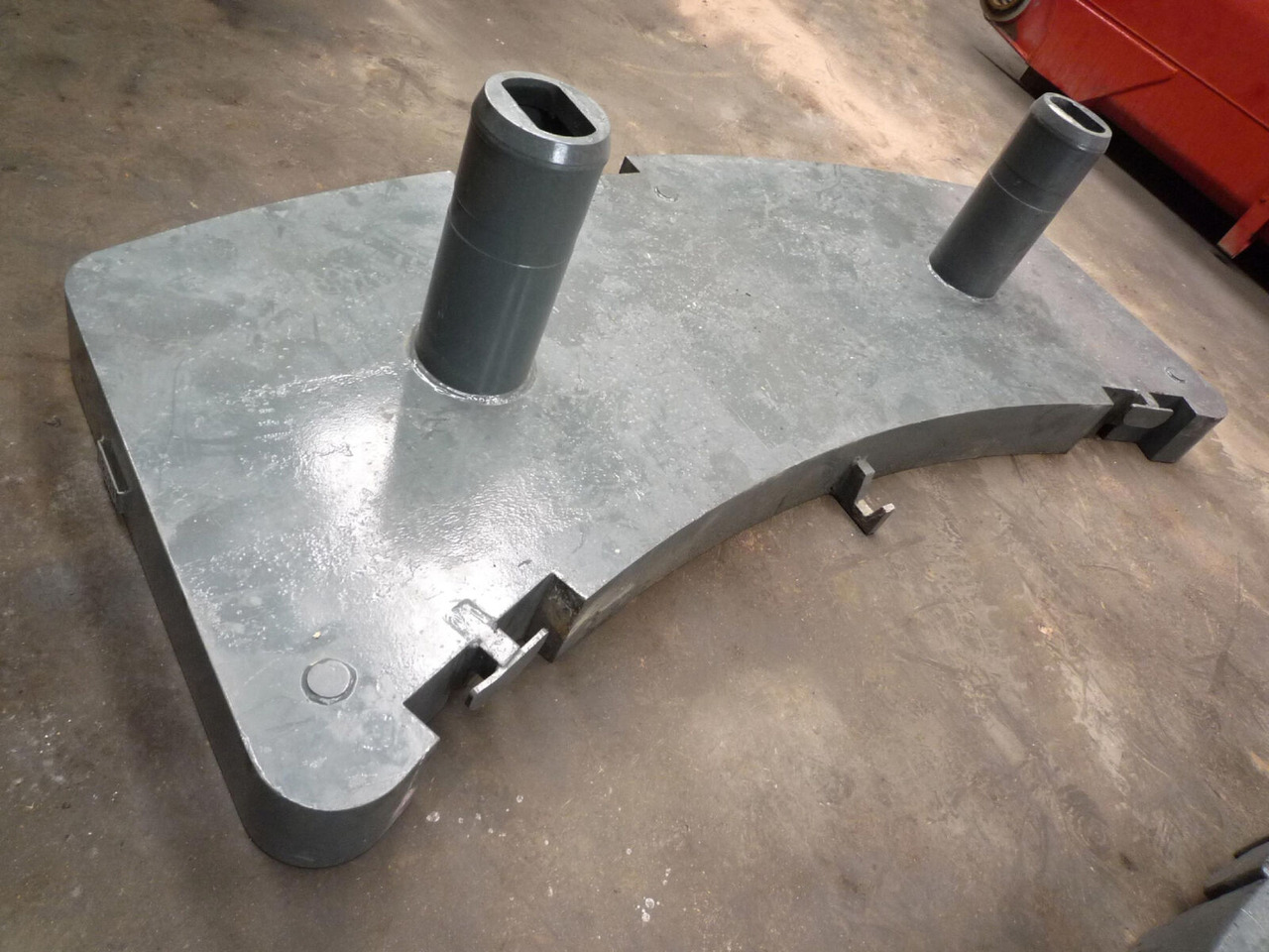 Grove GMK 4075 counterweight 3,3 ton - Counterweight for Mobile crane: picture 1 Grove GMK 4075 counterweight 3,3 ton - Counterweight for Mobile crane: picture 1