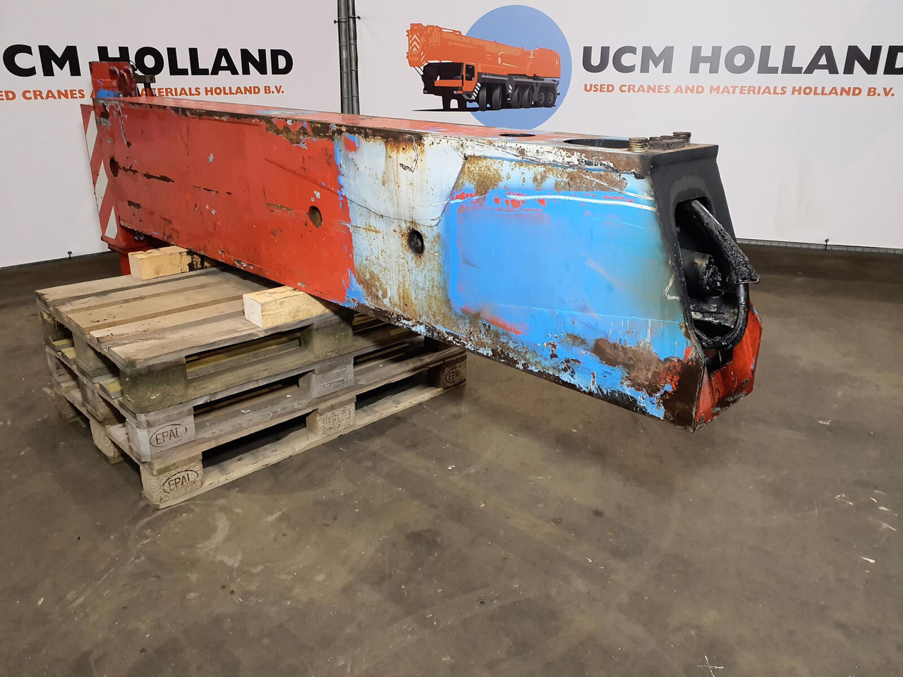 Grove GMK 5130-1 sliding beam complete rear - Suspension for Mobile crane: picture 3 Grove GMK 5130-1 sliding beam complete rear - Suspension for Mobile crane: picture 3