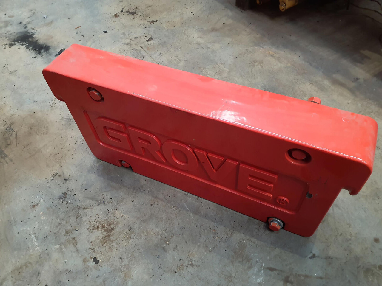Grove GMK 5130-2 compensating weight 1 ton - Counterweight for Mobile crane: picture 1 Grove GMK 5130-2 compensating weight 1 ton - Counterweight for Mobile crane: picture 1