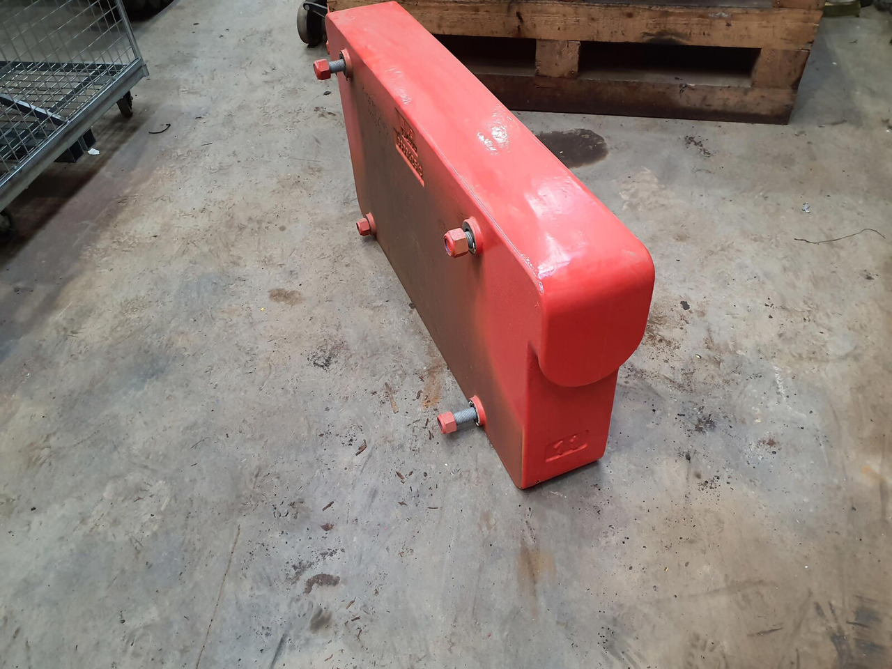 Grove GMK 5130-2 compensating weight 1 ton - Counterweight for Mobile crane: picture 4 Grove GMK 5130-2 compensating weight 1 ton - Counterweight for Mobile crane: picture 4