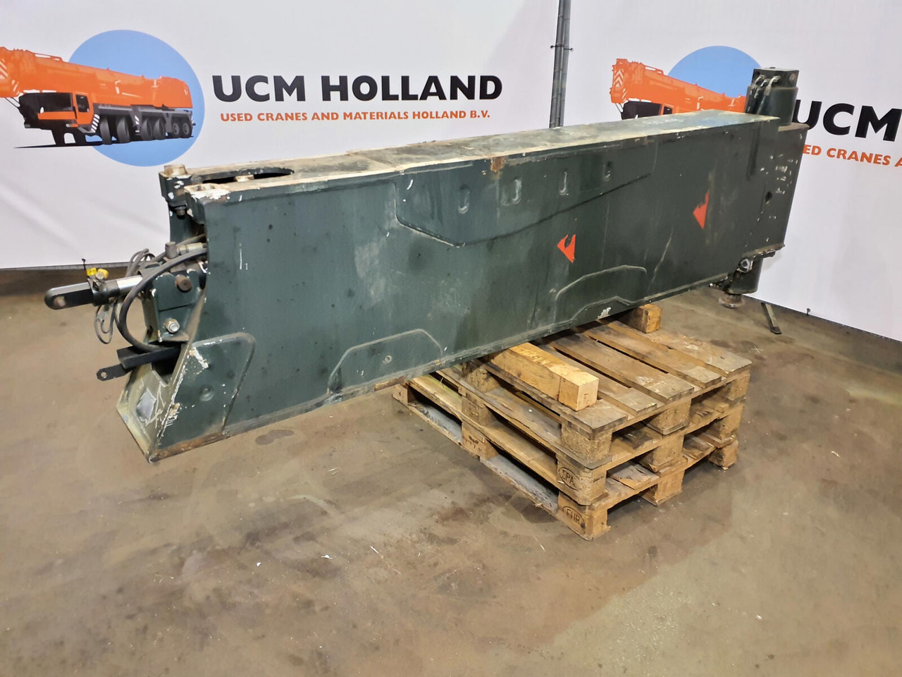 Grove GMK 5220 sliding beam rear complete - Suspension for Mobile crane: picture 4 Grove GMK 5220 sliding beam rear complete - Suspension for Mobile crane: picture 4