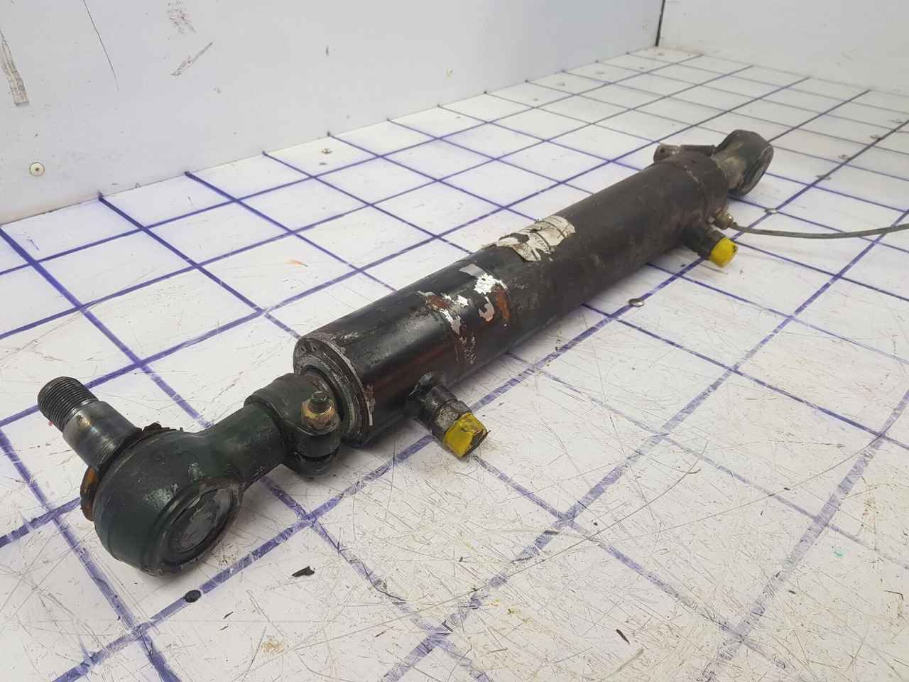 Grove GMK 5220 steering cylinder axle 5 - Hydraulic cylinder for Mobile crane: picture 3 Grove GMK 5220 steering cylinder axle 5 - Hydraulic cylinder for Mobile crane: picture 3