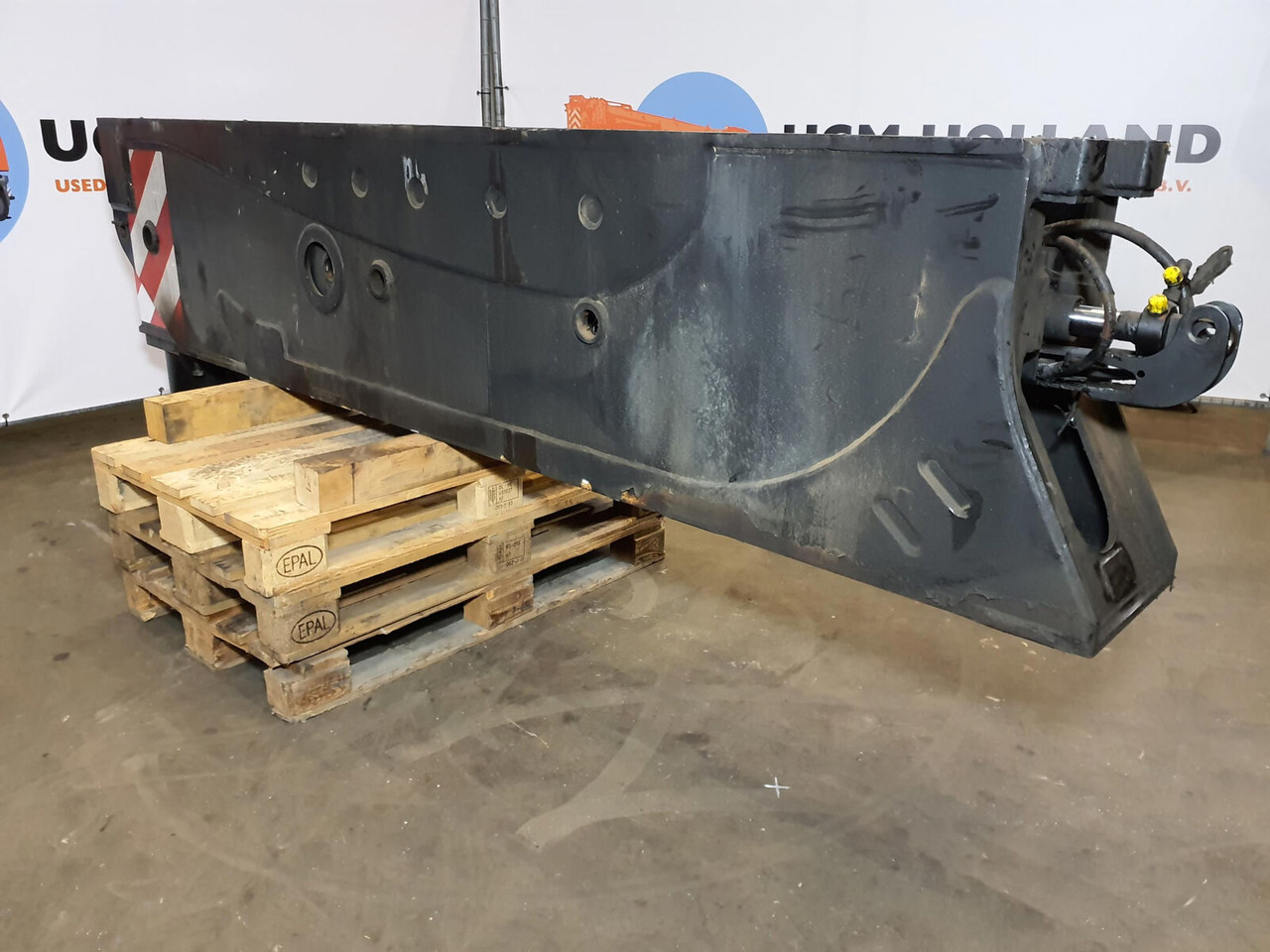 Grove GMK 6400 outrigger beam front complete - Suspension for Crane: picture 3 Grove GMK 6400 outrigger beam front complete - Suspension for Crane: picture 3