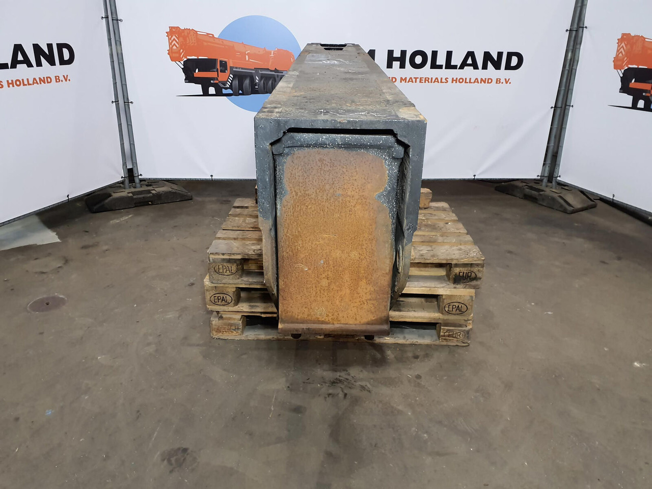 Grove GMK 6400 outrigger beam rear - Suspension for Mobile crane: picture 5 Grove GMK 6400 outrigger beam rear - Suspension for Mobile crane: picture 5