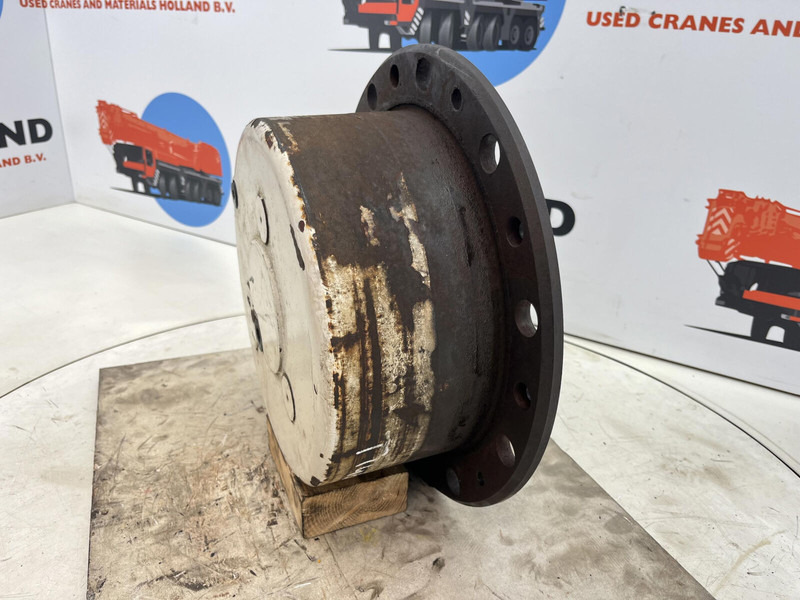 Kessler+CO Terex-Demag AC 35 planetary gear 17-24-67-32-46-3pl-H135 - Suspension for Crane: picture 2 Kessler+CO Terex-Demag AC 35 planetary gear 17-24-67-32-46-3pl-H135 - Suspension for Crane: picture 2