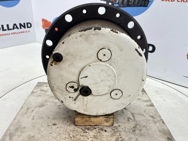 Kessler+CO Terex-Demag AC 35 planetary gear 17-24-67-32-46-3pl-H135 - Suspension for Crane: picture 1 Kessler+CO Terex-Demag AC 35 planetary gear 17-24-67-32-46-3pl-H135 - Suspension for Crane: picture 1