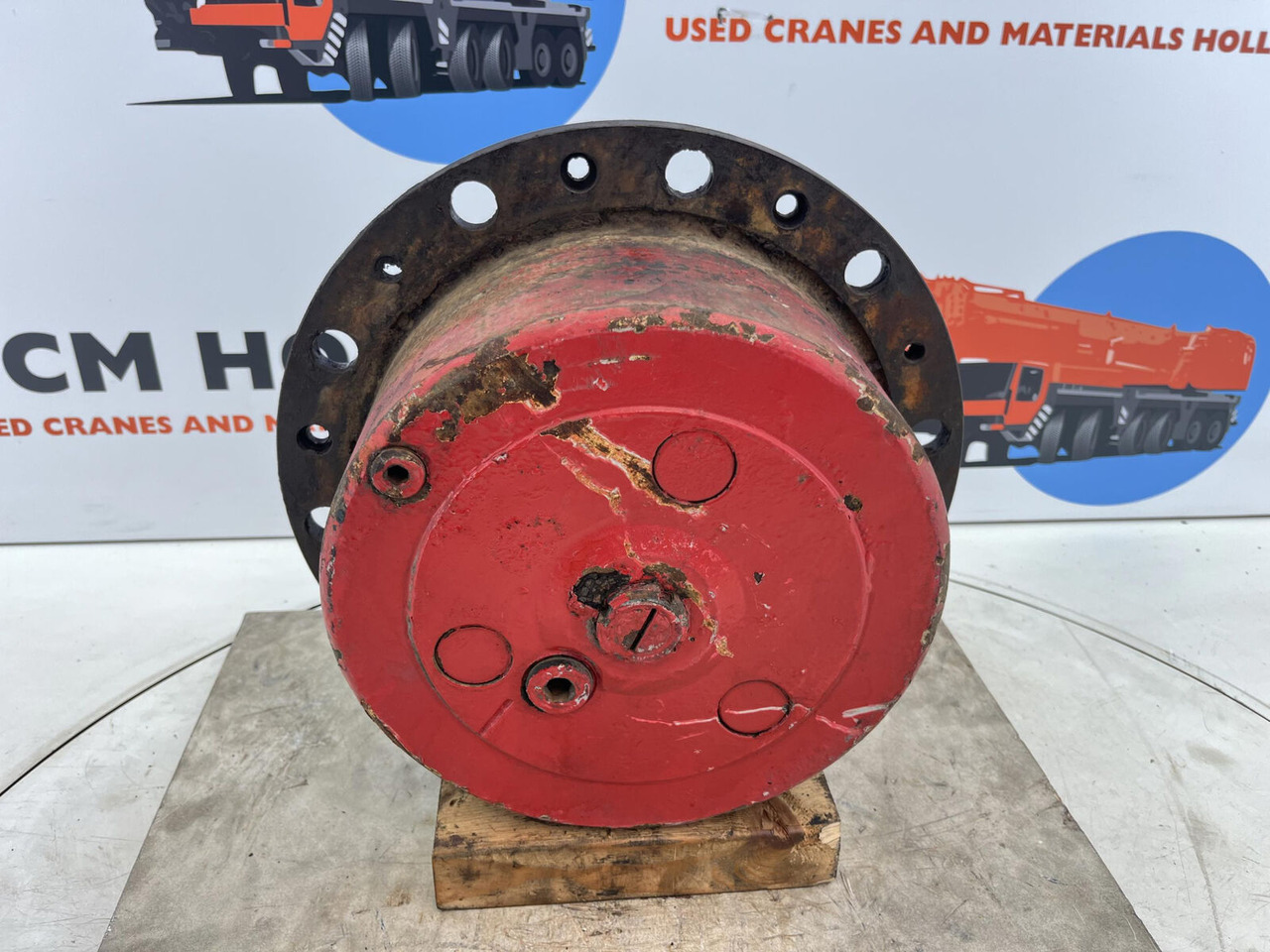 Krupp 70 GMT planetary gear 22-25-74-38-3pl-H135-46 - Final drive for Mobile crane: picture 1 Krupp 70 GMT planetary gear 22-25-74-38-3pl-H135-46 - Final drive for Mobile crane: picture 1