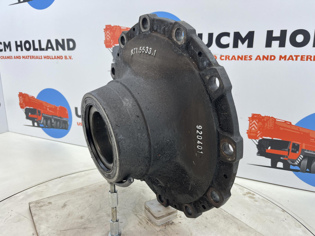 Krupp KMK 3045 Megatrak wheel hub - Wheel hub for Crane: picture 3 Krupp KMK 3045 Megatrak wheel hub - Wheel hub for Crane: picture 3