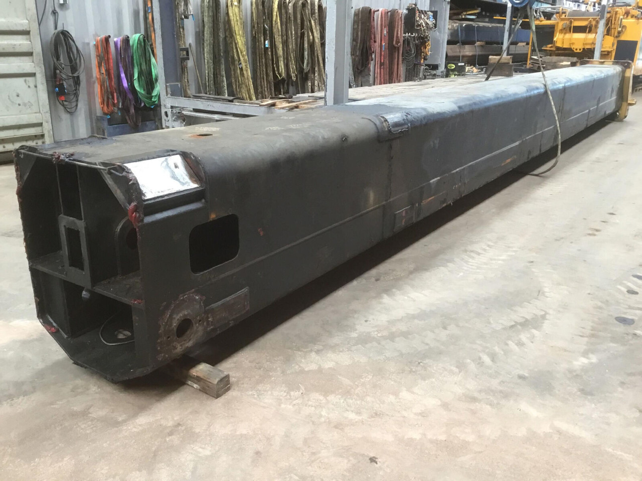 Krupp KMK 5140 5160 telescopic section 2 - Boom for Mobile crane: picture 4 Krupp KMK 5140 5160 telescopic section 2 - Boom for Mobile crane: picture 4
