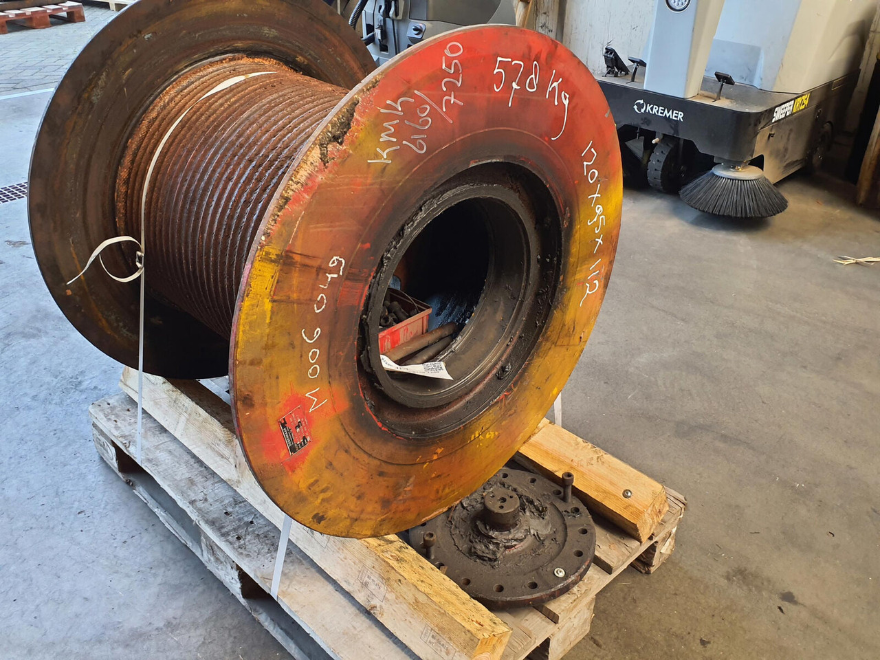 Krupp KMK 6160 7250 winch - Winch for Mobile crane: picture 2 Krupp KMK 6160 7250 winch - Winch for Mobile crane: picture 2