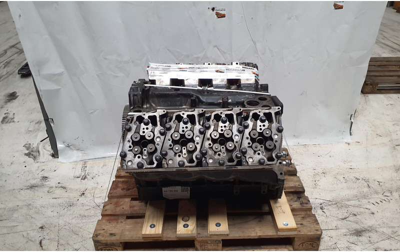 Liebherr D 9508 TI - Engine for Crane: picture 1 Liebherr D 9508 TI - Engine for Crane: picture 1