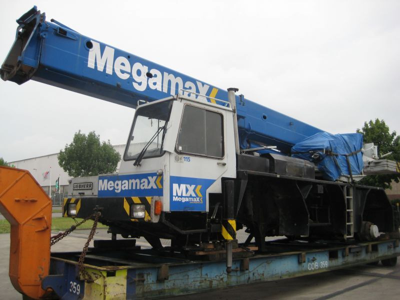 Liebherr LTM 1035-3. for parts - All terrain crane: picture 1 Liebherr LTM 1035-3. for parts - All terrain crane: picture 1