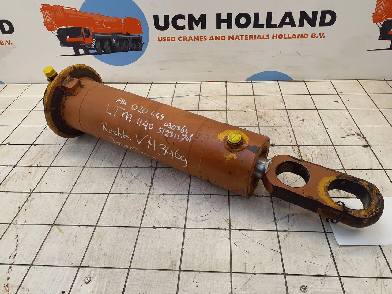 Liebherr LTM 1140 counterweight hydro cylinder - Hydraulic cylinder for Mobile crane: picture 4 Liebherr LTM 1140 counterweight hydro cylinder - Hydraulic cylinder for Mobile crane: picture 4